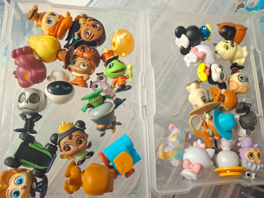 Character Pens Singles